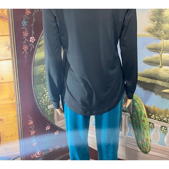 Fila Sport top Size M - Picture 2 of 4